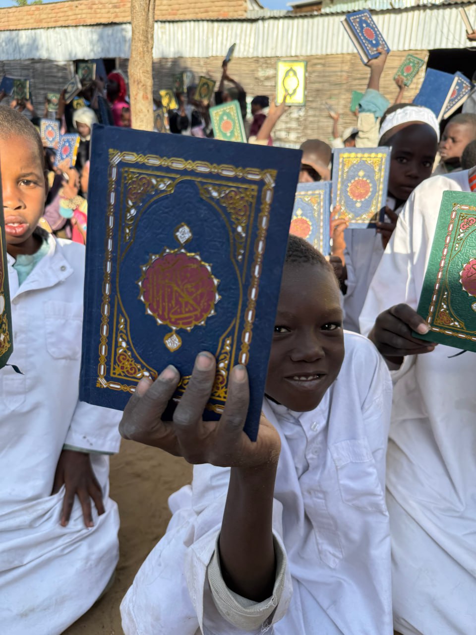 Emanetleriniz Nur Oldu: Kur’ân-ı Kerim Hediyeleriniz Sahiplerine Ulaştı