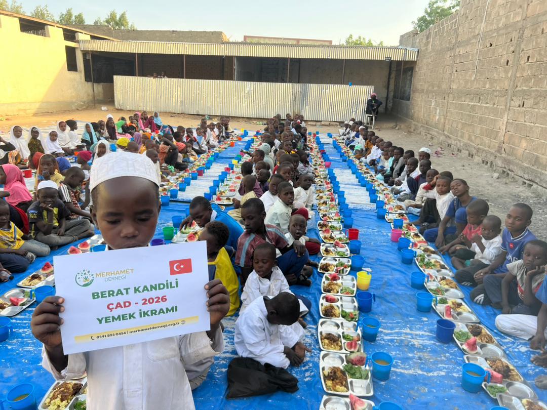 Merhametiniz Berat Gecesi’nde Çad’da Sofralar Kurdu!