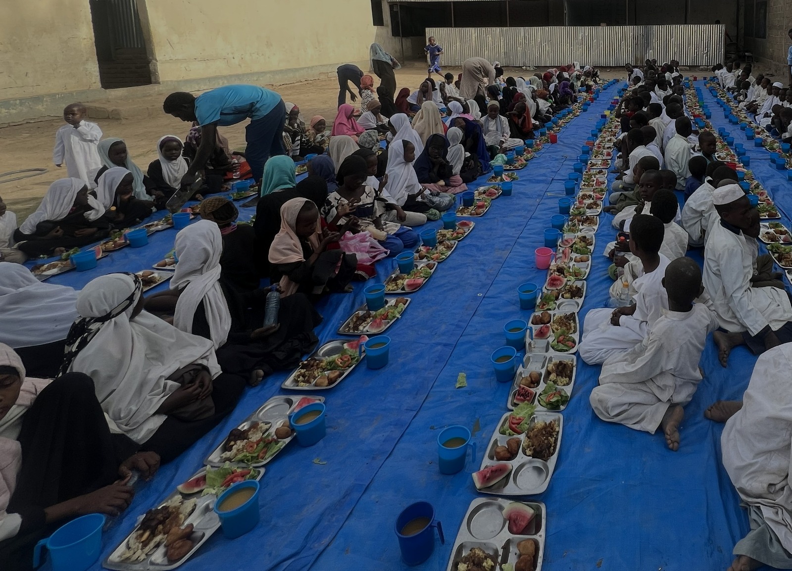 Ramazan Paylaşmaktır: Merhametinizle Gönüller İhya Oluyor